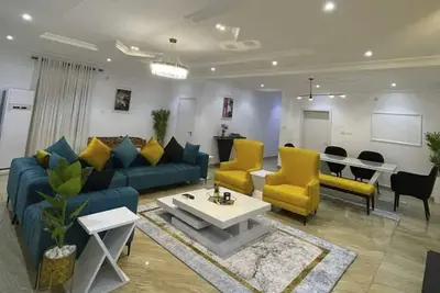 Image de Lovely luxury 3 bedroom apartment