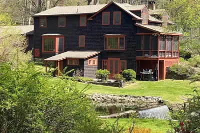 Image de Serene Hillsdale Cottage Amped with Tech and Wifi