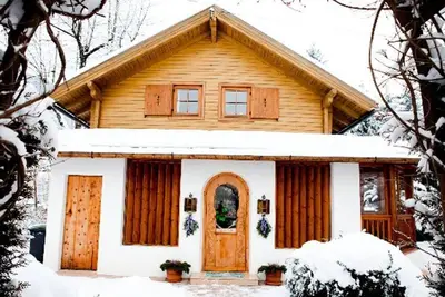Image de House Arve - Holiday home Arve cozy Swiss stone pine cottage