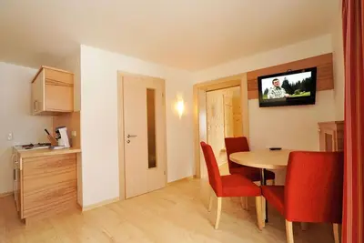 Image de Apartment with a view of the mountains - Pension-Appartements Bergkristall