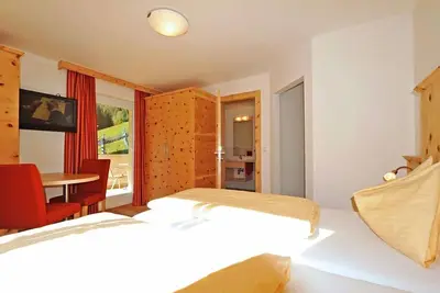 Image de Studio with balcony - Pension-Appartements Bergkristall