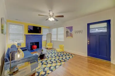 Image de Charming Earlewood Cottage - Minutes from Downtown