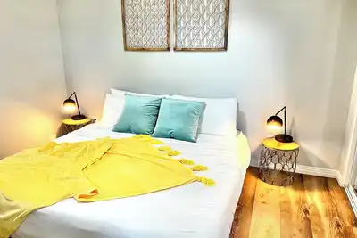 Image de Luxe Hideaway: Private Patio, Bbq, Wineries, 20 min to Beaches, King bed