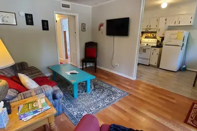 Image de Delightful and homey - Fantastic 2br/1ba Apartment