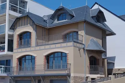 Image de Unique! Classified sea-facing villa for 10 people