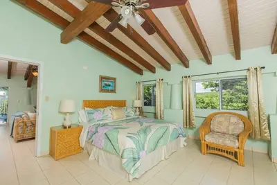 Image de Frangipani Suite at Hummingbird Beach Hideaway