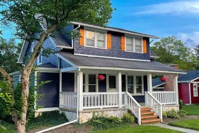 Image de Best Location, Renovated, Walk Uptown! - 3br/3ba