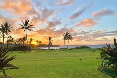 Image de Poipu Sands 513 – Oceanfront, Ground Floor, Steps to Shipwreck Beach