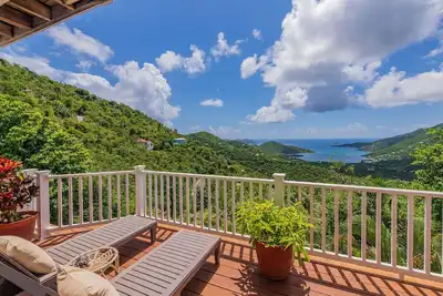 Expansive Coral Bay View - Pina Playa Villa