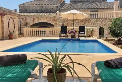 Image de Maison de vacances 'Can Biel Placíd 7' avec piscine privée, Wi-Fi et climatisation
