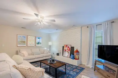 Image de Historic Downtown Hideaway