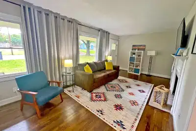 Image de Modern 4br Retreat - King Bed - Uptown - SouthEnd - Hosted by Bks