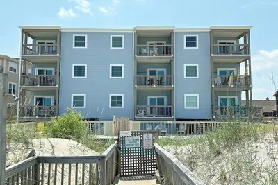 Image de Kd1401c- Charming 2 Br oceanfront condo that has breathtaking ocean views!