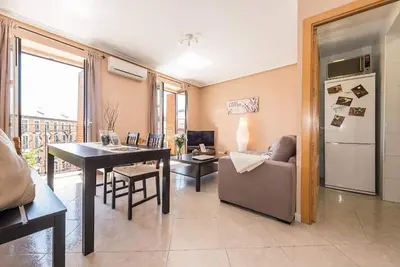 Image de Sunny Historic District Loft w/ Balconies, Full Kitchen, Washing Machine, & WiFi