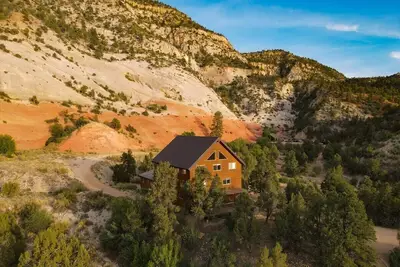 Image de The Lodge at East Zion (sleeps 36) w/Resort Pool