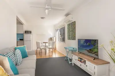 Image de Seawest 1 | Entrance Harbour Street