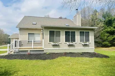 Image de Cozy Canadian lakes cottage (Pet friendly)