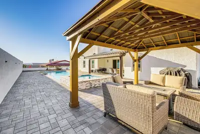 Image de Pet-Friendly Home w/ Hot Tub in Lake Havasu City