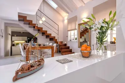 Image de A glimpse of luxury