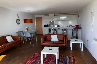 Image de 10 Zinc Modern apartment, amazing Fistral views & sunsets. Close to golf course.