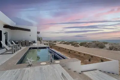 Image de One-of-a-Kind Margaritaville Oceanfront/Laguna Shores