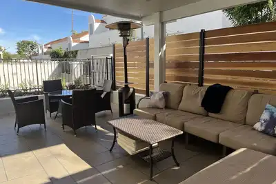 Image de Luxury in village with private patio - 2 blocks from beach & village!