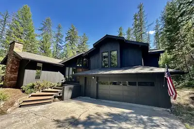 Welcome to Lion Mountain Lodge | 3 Bed, 2. 5 Bath