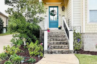 Image de Charming Cottage, minutes to stadium