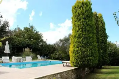 Image de Abelos. 1 : Escape Maison (#1 sur 2) avec piscine
