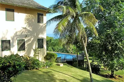 Relaxing spacious Villa - Ocho Rios, near Dunns River, ocean view, pool and more