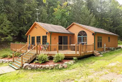 Image de Cozy Cabin On The Lake