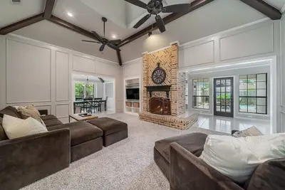 Image de Family Friendly Luxury Home with Pool