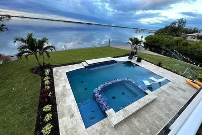 Image de The Blue Heron Riverfront Retreat