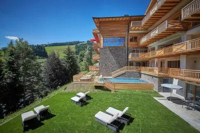 Image de Bel appartement à Saalbach avec sauna