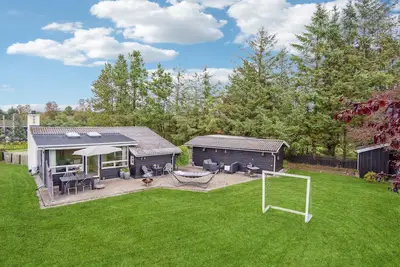 Image de Belle maison de 2 chambres à Hals