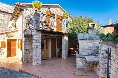 Image de Superbe maison à Zminj avec WiFi