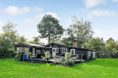 Image de Belle maison à Tisvildeleje avec.
