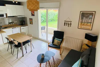 Image de Bel app. T2 4/5 pers 3 lits - av terrasse- piscine -proche océan -8Km d'Hossegor