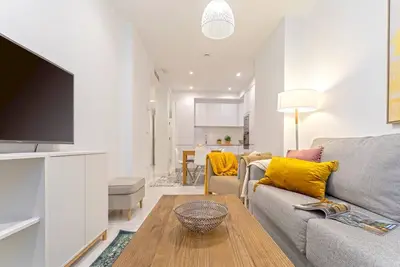 Image de Charming two-bedroom apartment near Cathedral. Zacatin 103