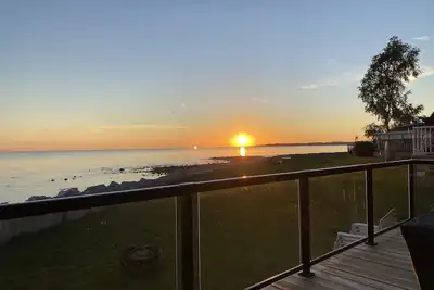 Image de Surfside On The Rocks