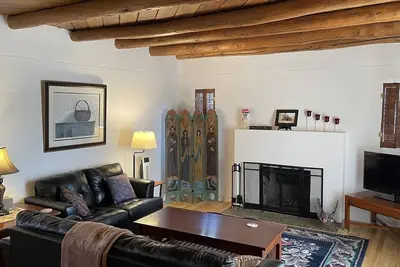 Image de Casa Bonita located 2 blocks from Old Town