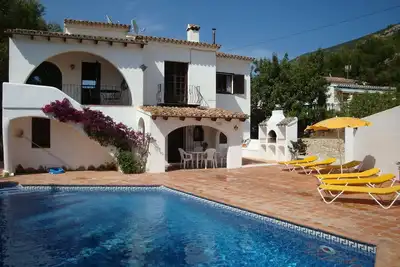 Image de Private Pool, terrace vineyard views, Bbq, Table Tennis, 5 min car Beach/Town
