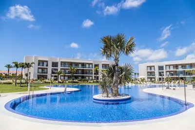 Image de Brand New Luxury Apartment 1st Line Beach and Golf