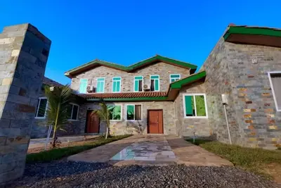 Image de Lovely 6 bedroom house with a private swimming pool.