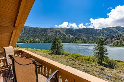 Image de Interlaken 34, overlooking beautiful Gull Lake.