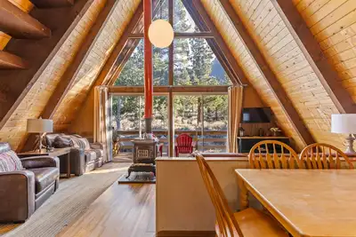 Image de Four Seasons Cabin 4