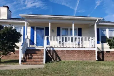 Image de Beltline Oasis - Newly Updated 3 Bedroom Home