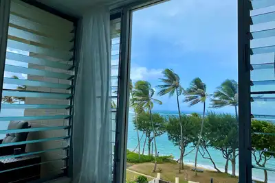 Image de Beachfront & Oceanviews - New Furnishings