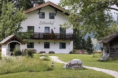 Image de BnB Lettnerhof – Suite familiale 5. En pleine nature, balcon sud, vue montagne, Wifi