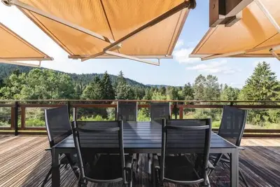 Image de Chalet d'exception avec jacuzzi, sauna et table ping-pong, Chalet des 3 petits pouhas